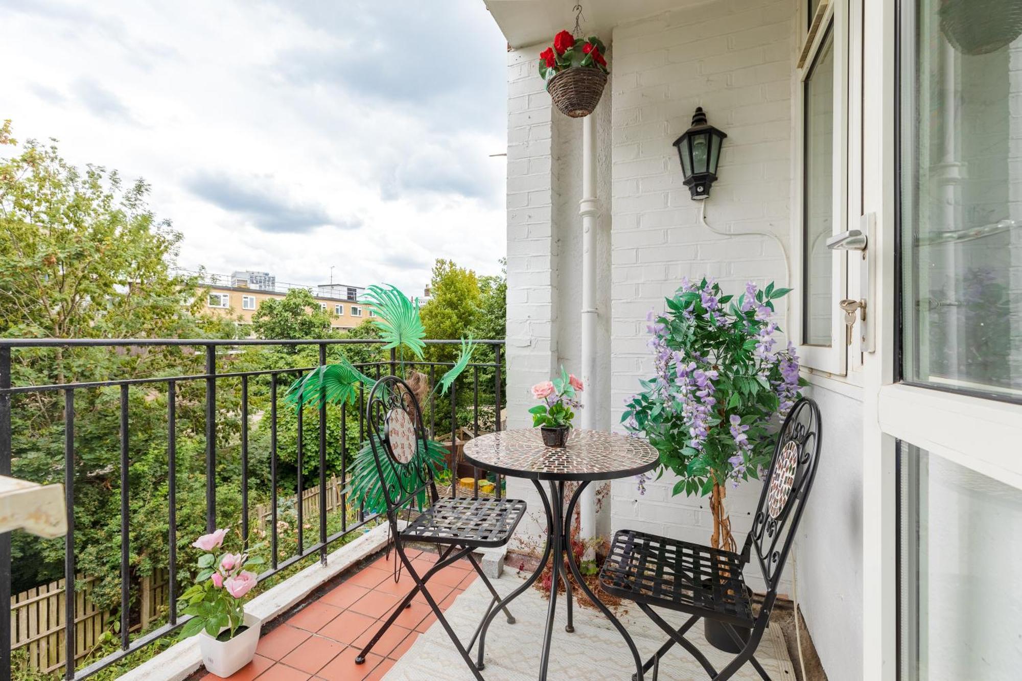 Cosy 3 Bed Flat Ideal For Trips To ロンドン エクステリア 写真