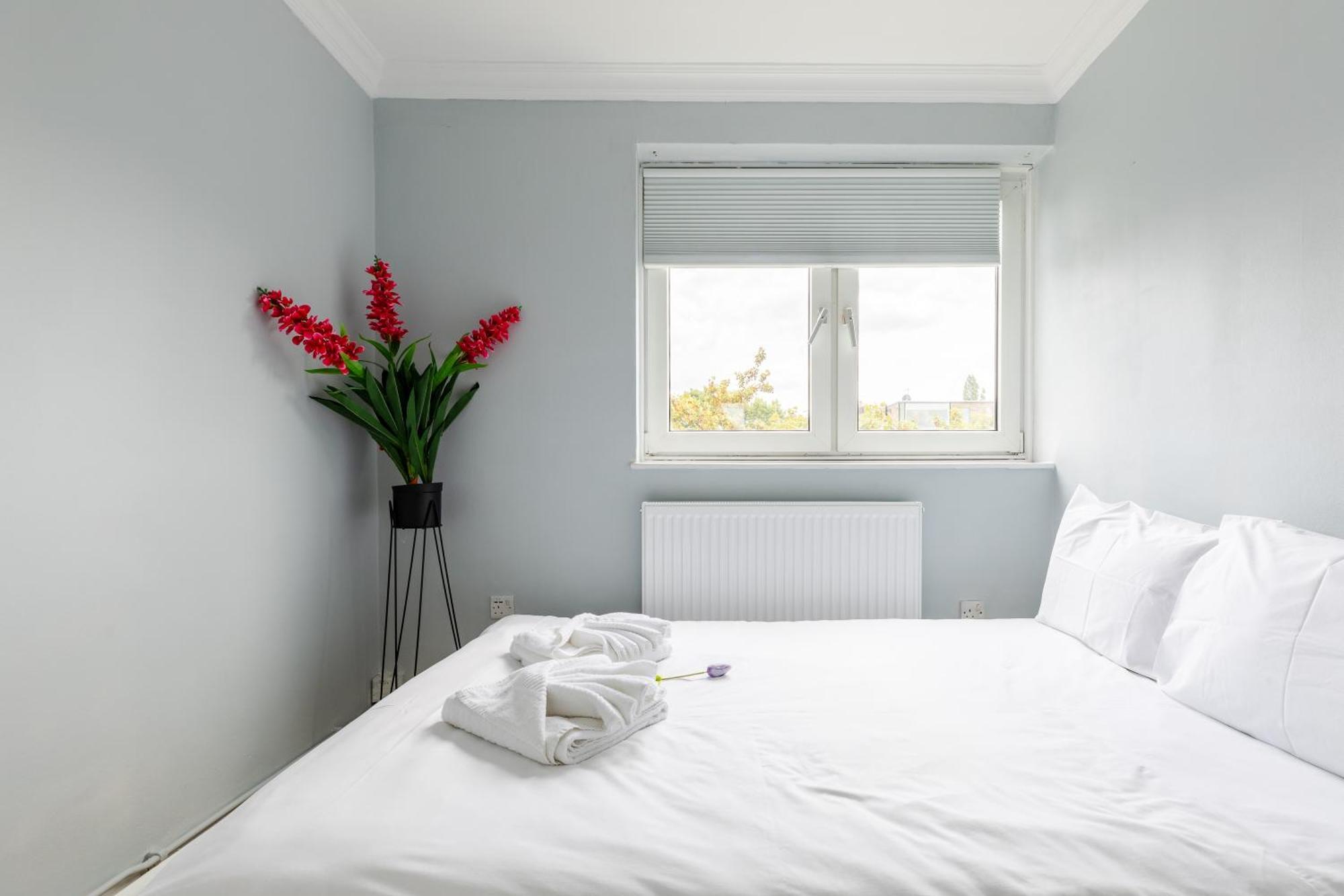 Cosy 3 Bed Flat Ideal For Trips To ロンドン エクステリア 写真
