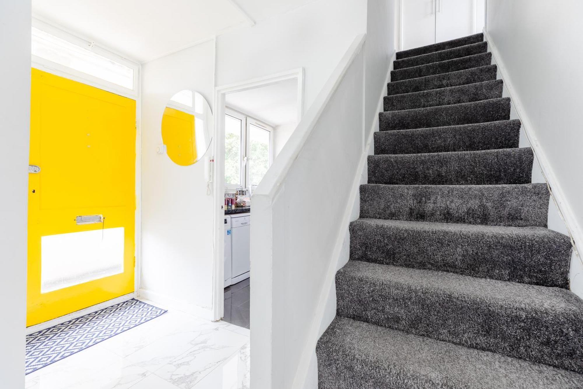Cosy 3 Bed Flat Ideal For Trips To ロンドン エクステリア 写真