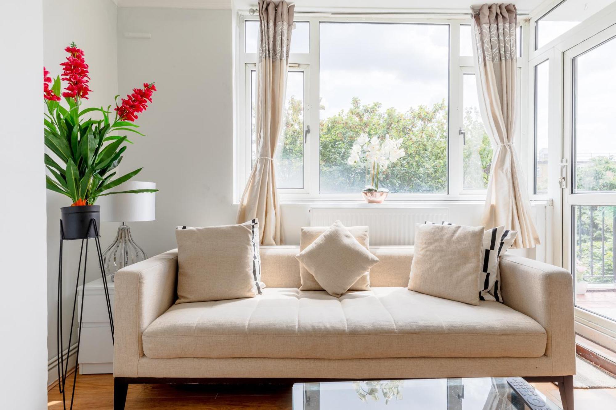 Cosy 3 Bed Flat Ideal For Trips To ロンドン エクステリア 写真
